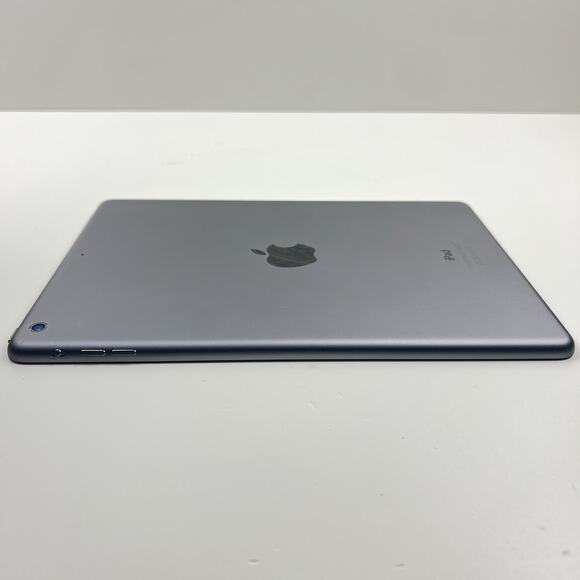 Apple iPad Air 1st Generation A1474 16 GB Wi-Fi 9.7 in | Space Gray |